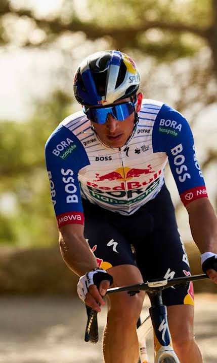 Florian Lipowitz : De l’Allemagne à Paris, la Révélation du Tour de France 2025