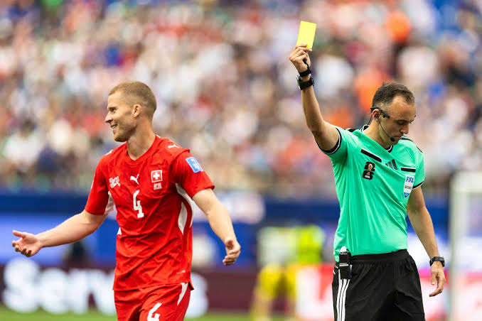 L’arbitre suisse-argentine : Le quart de finale qui a enflammé la planète football