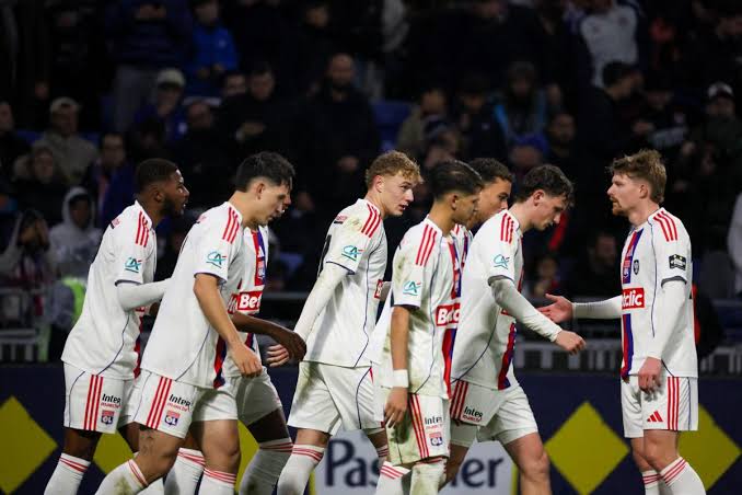 Mercato - L'Olympique Lyonnais acte le départ d'un défenseur du club (officiel)